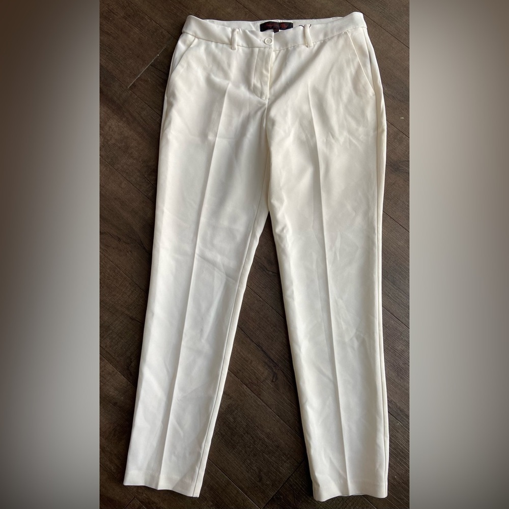 NEW White pant